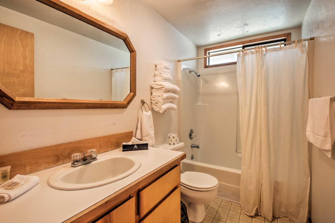 Smith River Vintage Cabin Oceanfront Deck And Views מראה חיצוני תמונה